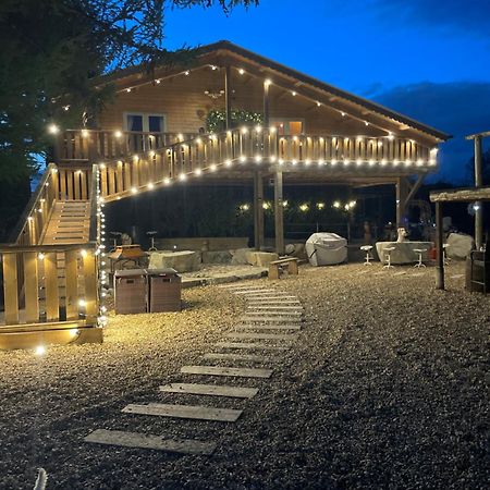 Greenvale Cabins Forkhill 外观 照片