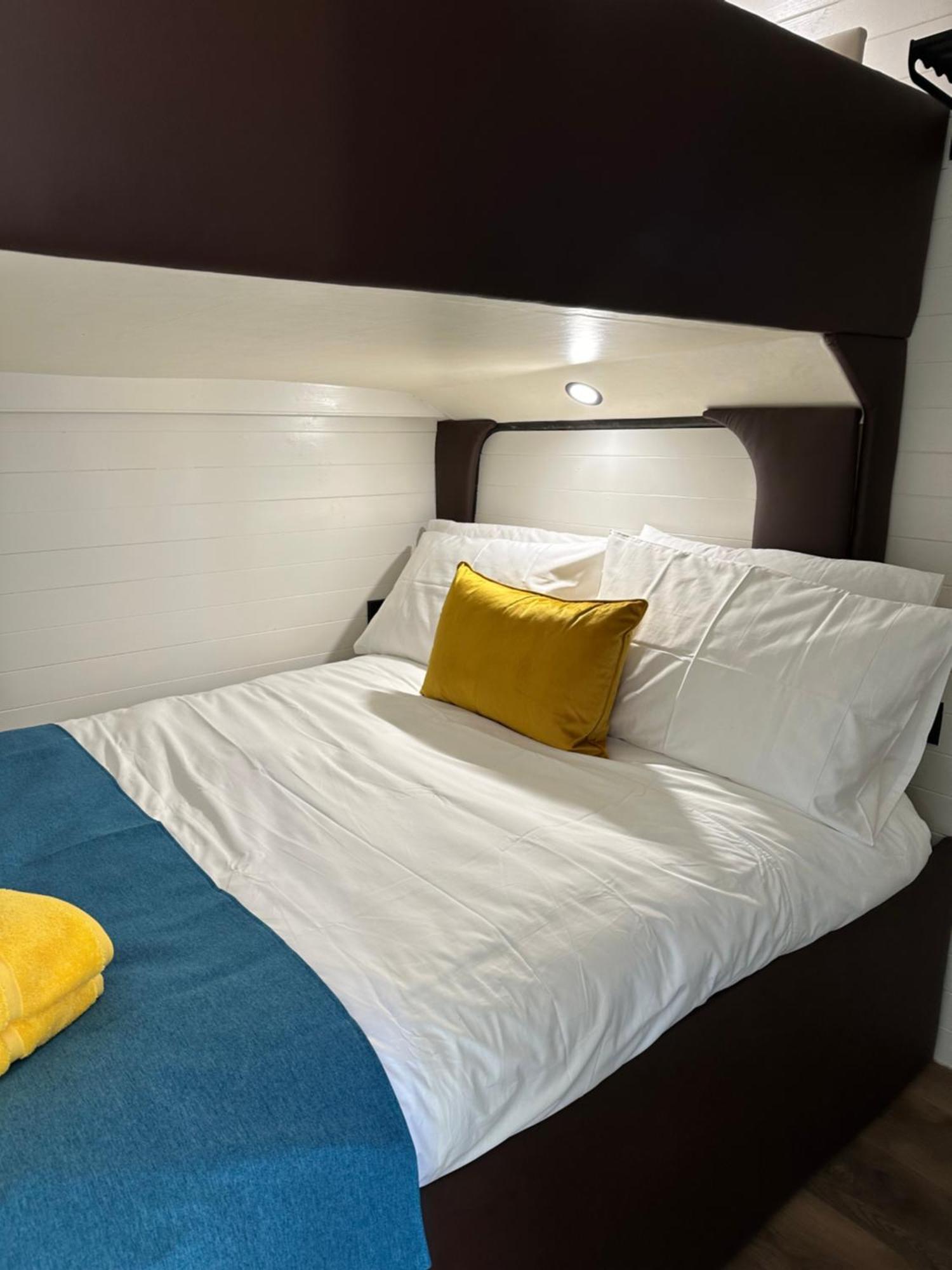 Greenvale Cabins Forkhill 外观 照片